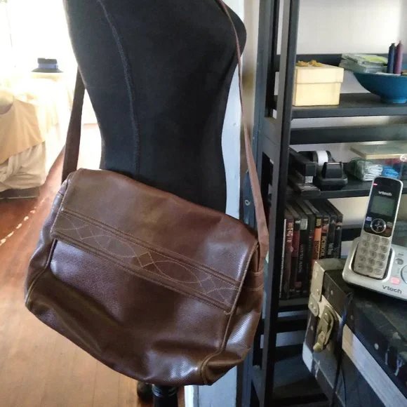 Vintage Brown Satchel | Size 13"x11" - Picture 1 of 9